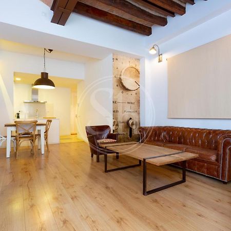 Moderno Apartamento En Eixample Barcelona Exterior foto